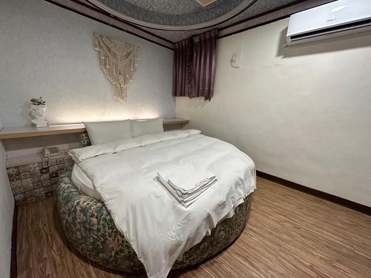 Ming Ren Hotspring Hotel Jiaoxi Dış mekan fotoğraf