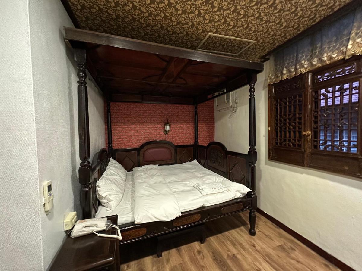 Ming Ren Hotspring Hotel Jiaoxi Dış mekan fotoğraf